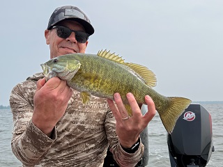 Reesor-smallmouth-bass