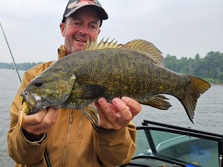 smallmouth-bass-Currier
